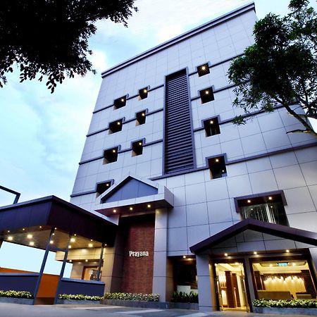 Prayana Hotels Kochi Zewnętrze zdjęcie