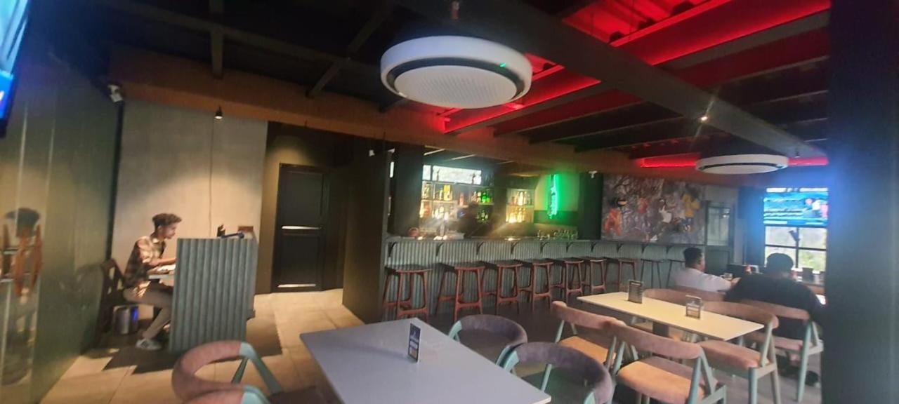 Prayana Hotels Kochi Zewnętrze zdjęcie