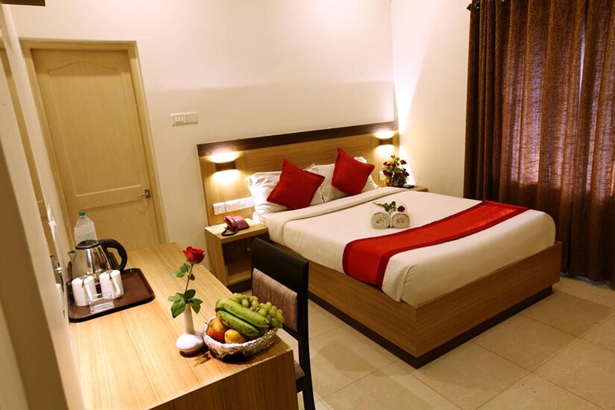 Prayana Hotels Kochi Zewnętrze zdjęcie