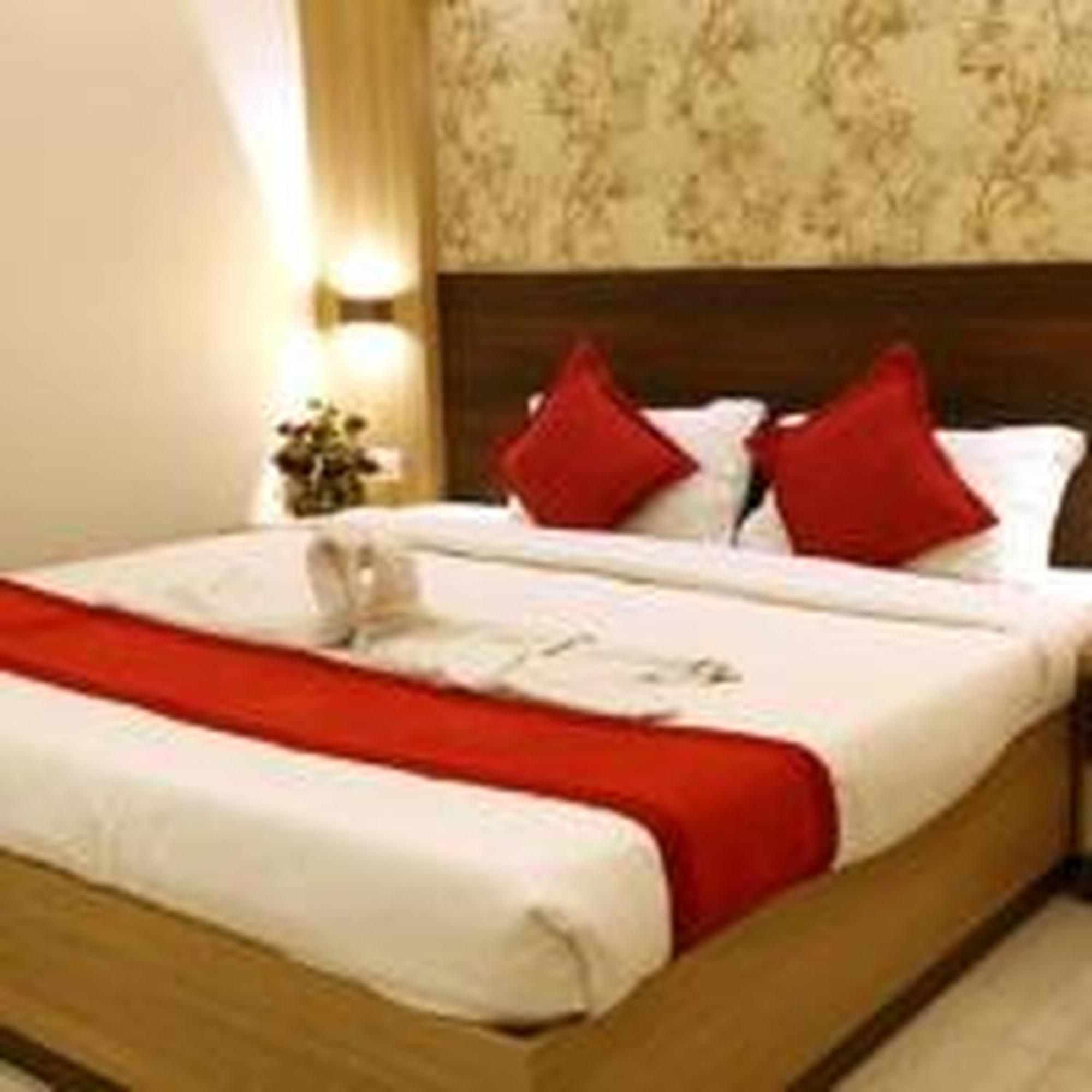 Prayana Hotels Kochi Zewnętrze zdjęcie