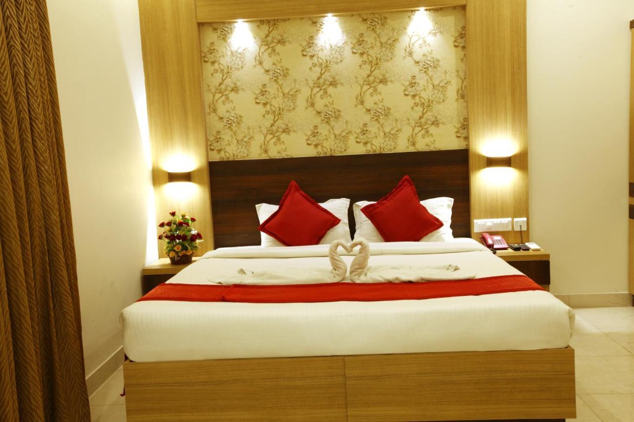 Prayana Hotels Kochi Zewnętrze zdjęcie